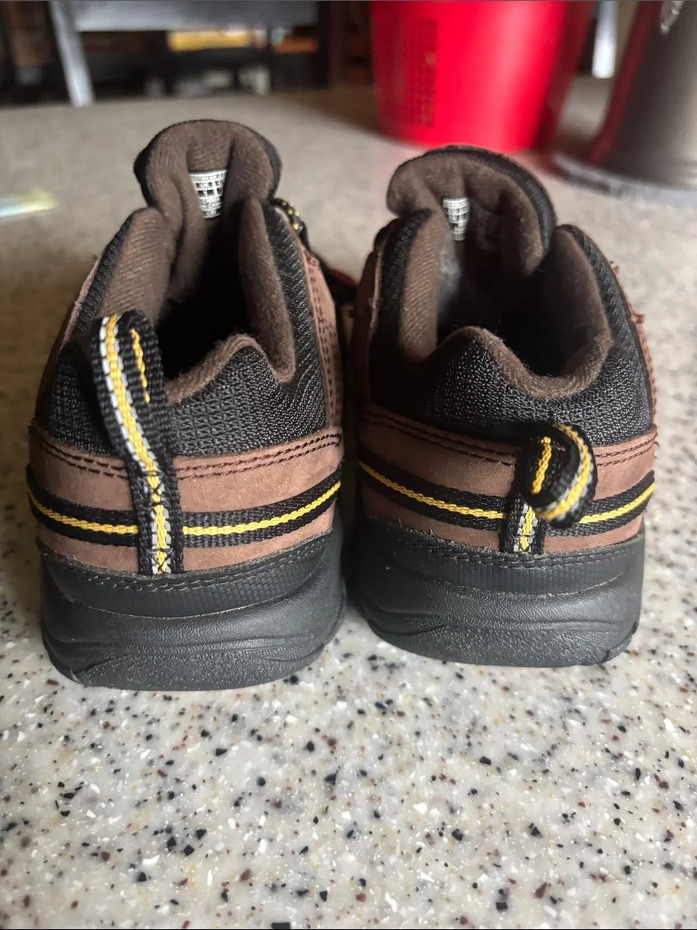 Keen Brown Leather Low-Cut Shoes with Yellow Accents